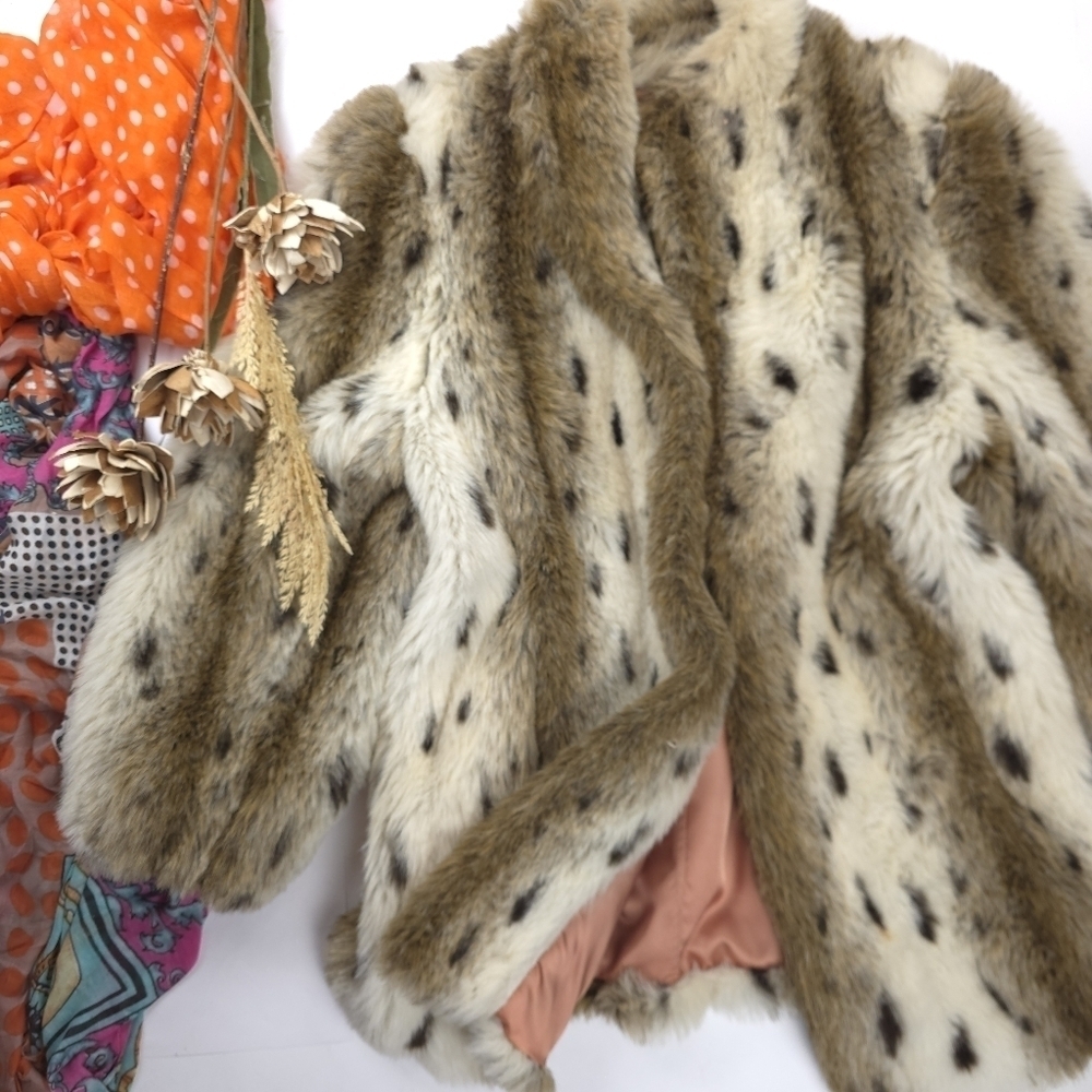 Style VI Ltd Fur Coat -type unknown- Women's One Size - Picture 5 of 14
